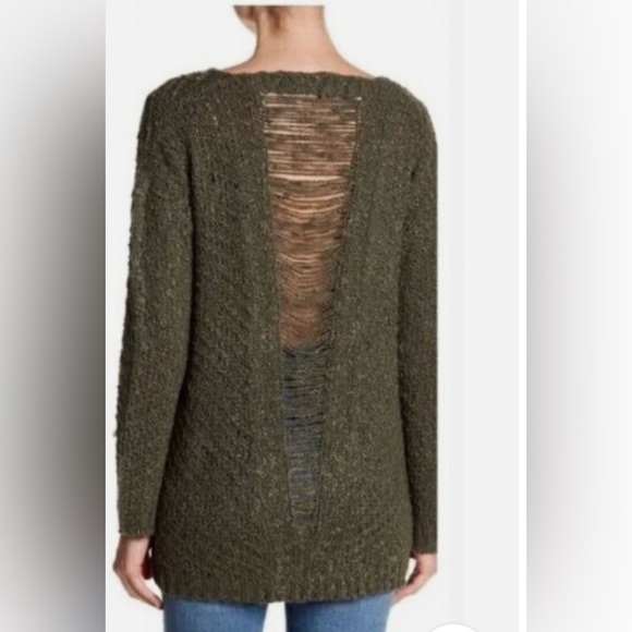 ASTR The Label - Olive Green Popcorn Boucle Deep V With Cutout Slashed Sweater M - Picture 2 of 12